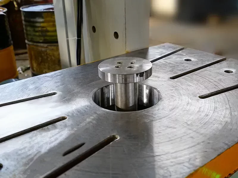 13-Workbench