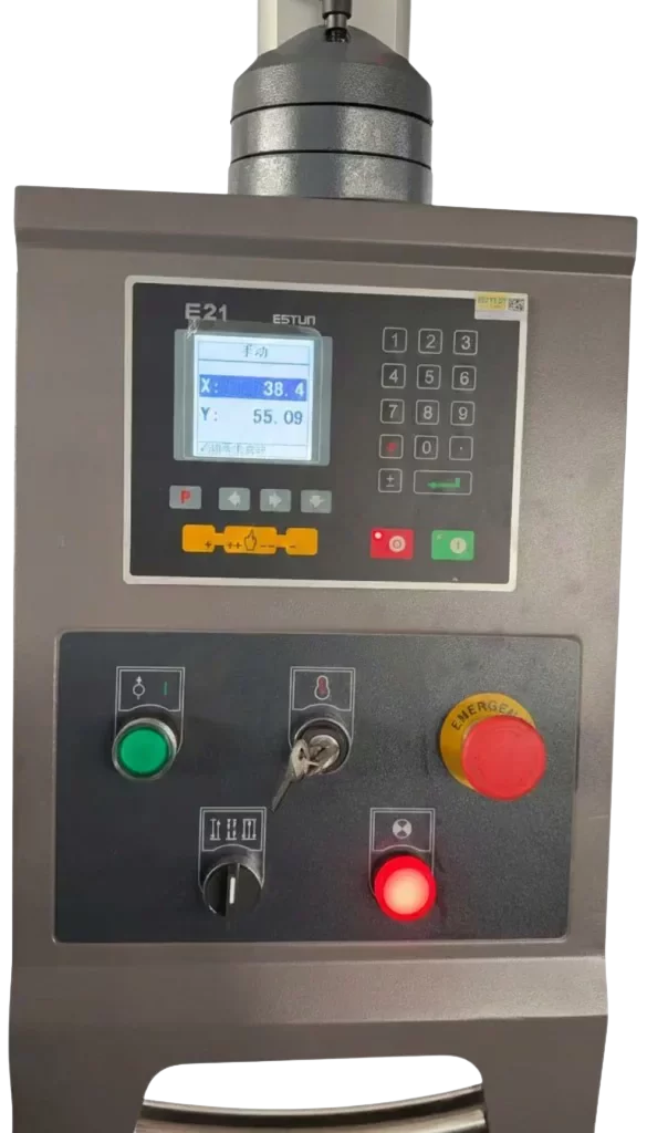 Sterowanie Estun E21 w prasie WCY-40T/1320