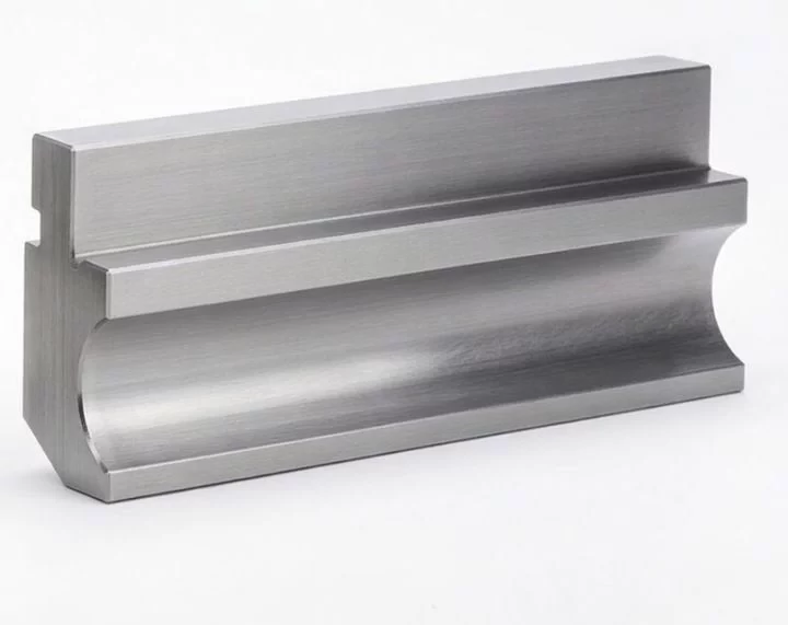 Standardy wykonania i tolerancje